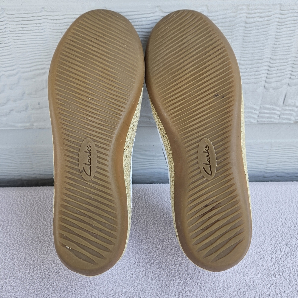 Clarks Danelly Molly Womens SZ 7 1/2 White Eyelet Espadrille Slip-On Loafer Flat - Picture 9 of 12